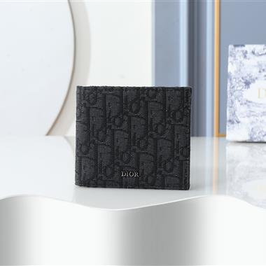DIOR  2026新款時尚包包  尺寸：11.5*9.5CM