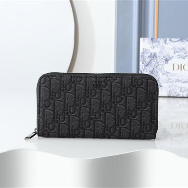 DIOR  2026新款時尚包包  尺寸：19.8*11*2.5CM