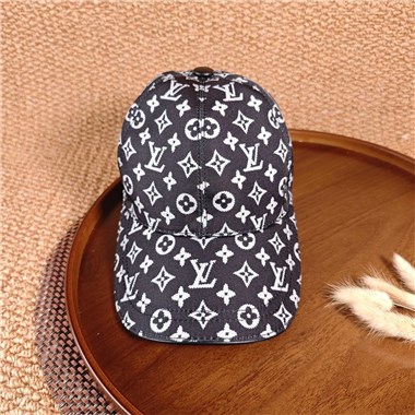 LOUISVUITTON 2026新款時尚帽子