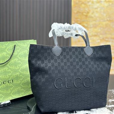 GUCCI   2026新款女生時尚包包 尺寸：32*31CM