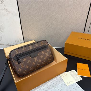 LOUIS VUITTON    2026新款男生時尚包包 尺寸：24*15CM