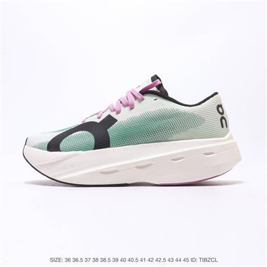 On 昂跑 Cloudboom Volt 低幫 馬拉松競速跑步鞋