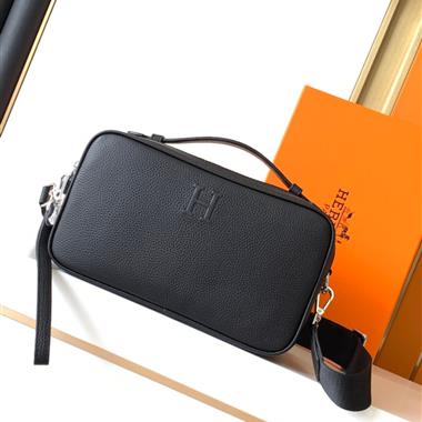 HERMES   2026新款男生時尚包包 尺寸：25x15x10CM