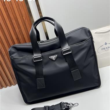 PRADA   2026新款男生時尚包包 尺寸：45-16-37CM