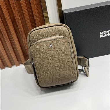 MONTBLANC    2026新款男生時尚包包 尺寸：14-20-5CM