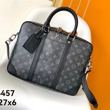 LOUIS VUITTON    2026新款男生時尚包包 尺寸：37x27x6CM