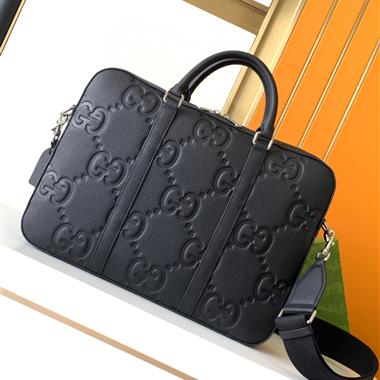 GUCCI   2026新款男生時尚包包 尺寸：40x29x6.5CM