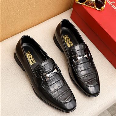 Ferragamo   2026新款男生休閒時尚鞋子