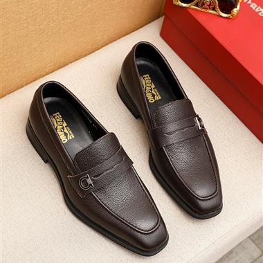 Ferragamo   2026新款男生休閒時尚鞋子