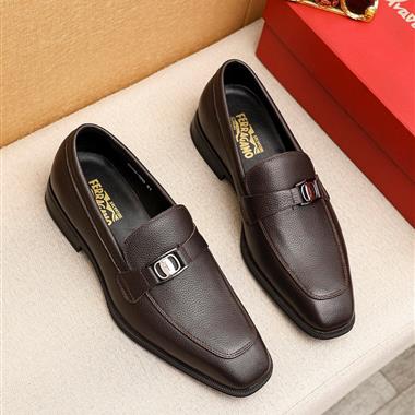 Ferragamo   2026新款男生休閒時尚鞋子