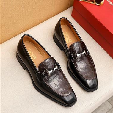 Ferragamo   2026新款男生休閒時尚鞋子