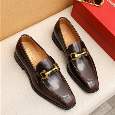 Ferragamo   2026新款男生休閒時尚鞋子