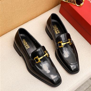 Ferragamo   2026新款男生休閒時尚鞋子