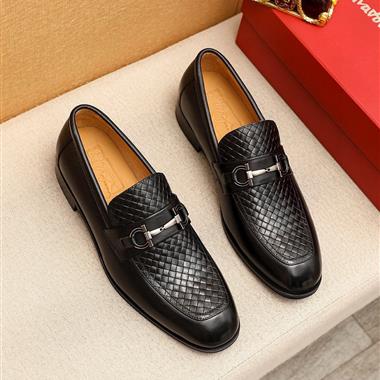 Ferragamo   2026新款男生休閒時尚鞋子