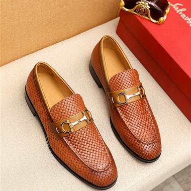 Ferragamo   2026新款男生休閒時尚鞋子
