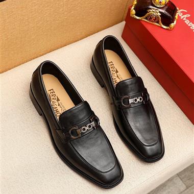 Ferragamo   2026新款男生休閒時尚鞋子