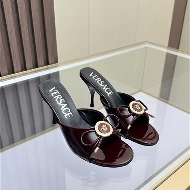 VERSACE  2026新款女生休閒時尚鞋子