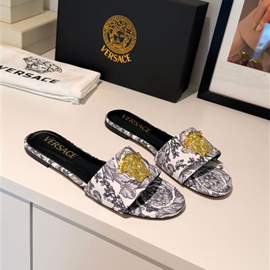 VERSACE  2026新款女生休閒時尚鞋子