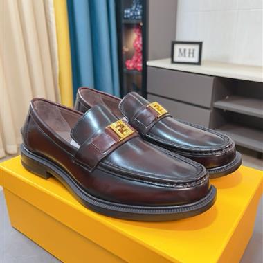 FENDI   2026新款男生休閒時尚鞋子