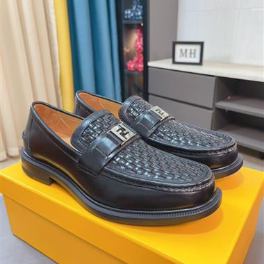 FENDI   2026新款男生休閒時尚鞋子