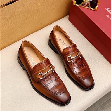 Ferragamo    2026新款男生休閒時尚鞋子