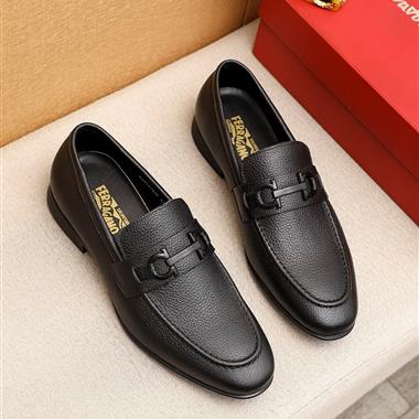 Ferragamo   2026新款男生休閒時尚鞋子