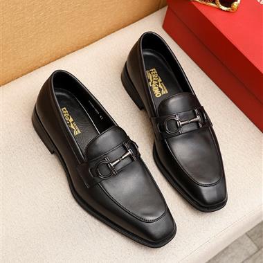 Ferragamo   2026新款男生休閒時尚鞋子