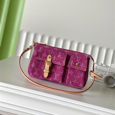 LOUIS VUITTON  2026新款女生時尚包包  尺寸：23.5×14×3CM