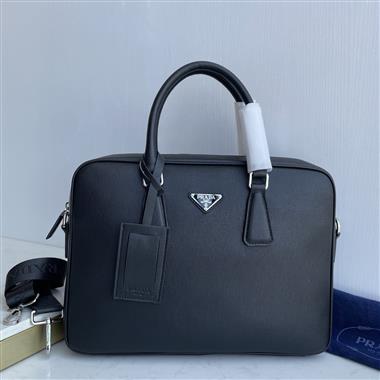 PRADA   2026新款男生時尚包包  尺寸：38×28×7CM