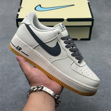 NIke Air Force 1 '07 Low空軍一號 低幫 運動鞋