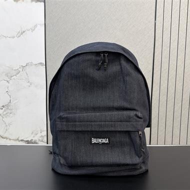 BALENCIAGA   2026新款男生時尚包包 尺寸：42*33CM