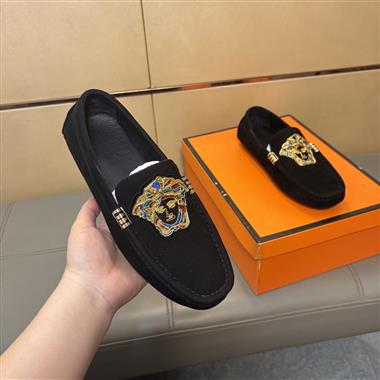 VERSACE    2026新款男生休閒時尚鞋子