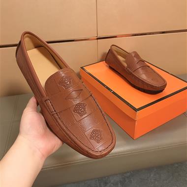 VERSACE  2026新款男生休閒時尚鞋子