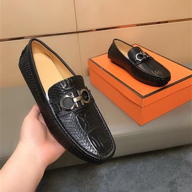 Ferragamo    2026新款男生休閒時尚鞋子