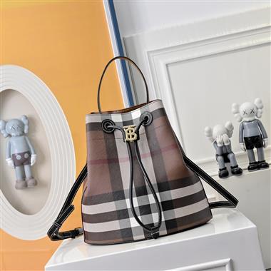 BURBERRY  2026新款女生時尚包包   尺寸：26*28CM