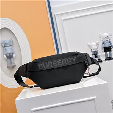 BURBERRY    2026新款男生時尚包包   尺寸：29*15CM