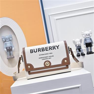 BURBERRY  2026新款女生時尚包包   尺寸：25*17CM