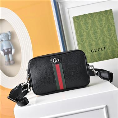 GUCCI   2026新款男生時尚包包   尺寸：24x17CM