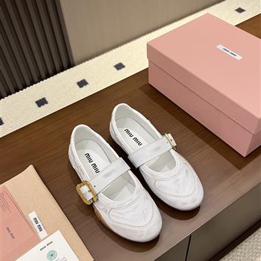 MiuMiu  2026新款女生休閒時尚鞋子