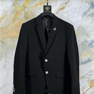 PRADA   2026秋冬新款西服外套