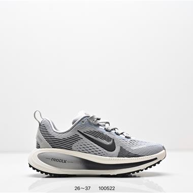 Nike VOMERO 18 舒適減震防滑 低幫跑步鞋