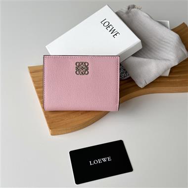 LOEWE  2026新款時尚包包 尺寸：12x9x3CM
