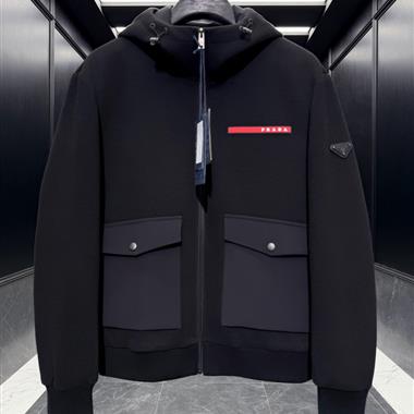 PRADA   2026秋冬新款羽絨服外套