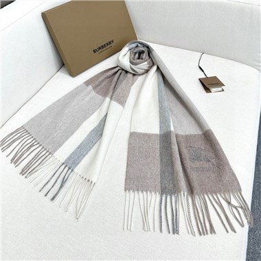 BURBERRY  2026秋冬新款時尚圍巾  尺寸：170-30