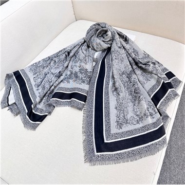 DIOR  2026秋冬新款時尚圍巾 尺寸：140-140