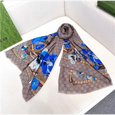 GUCCI   2026秋冬新款時尚圍巾   尺寸：140-140