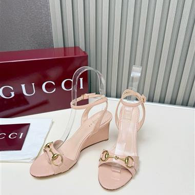 GUCCI  2026新款女生休閒時尚鞋子